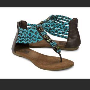 Muk LUKS Sierra Sandals NWT